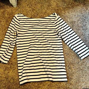 GAP striped 3/4 sleeve shirt with low back